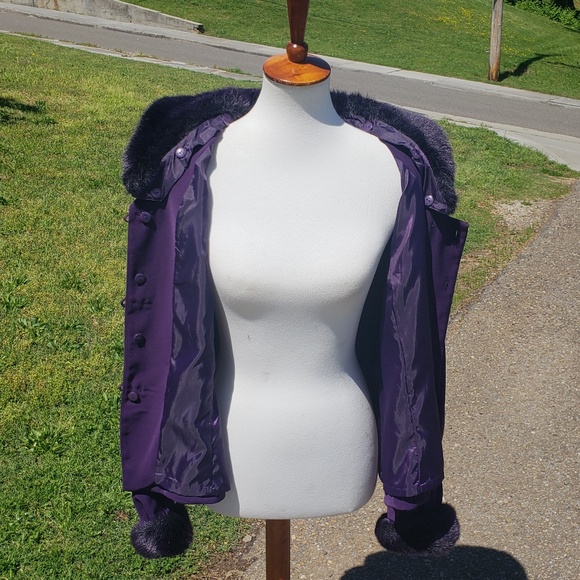 SOLD Vintage Plaza Sth Grape Soda Faux Fur Jacket - Picture 5 of 6